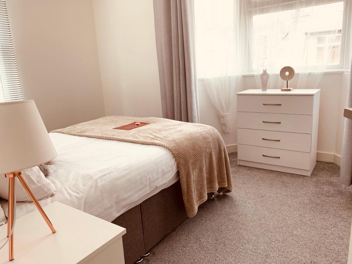Elthorne Luxury Apartments - 阿克斯桥 外观 照片
