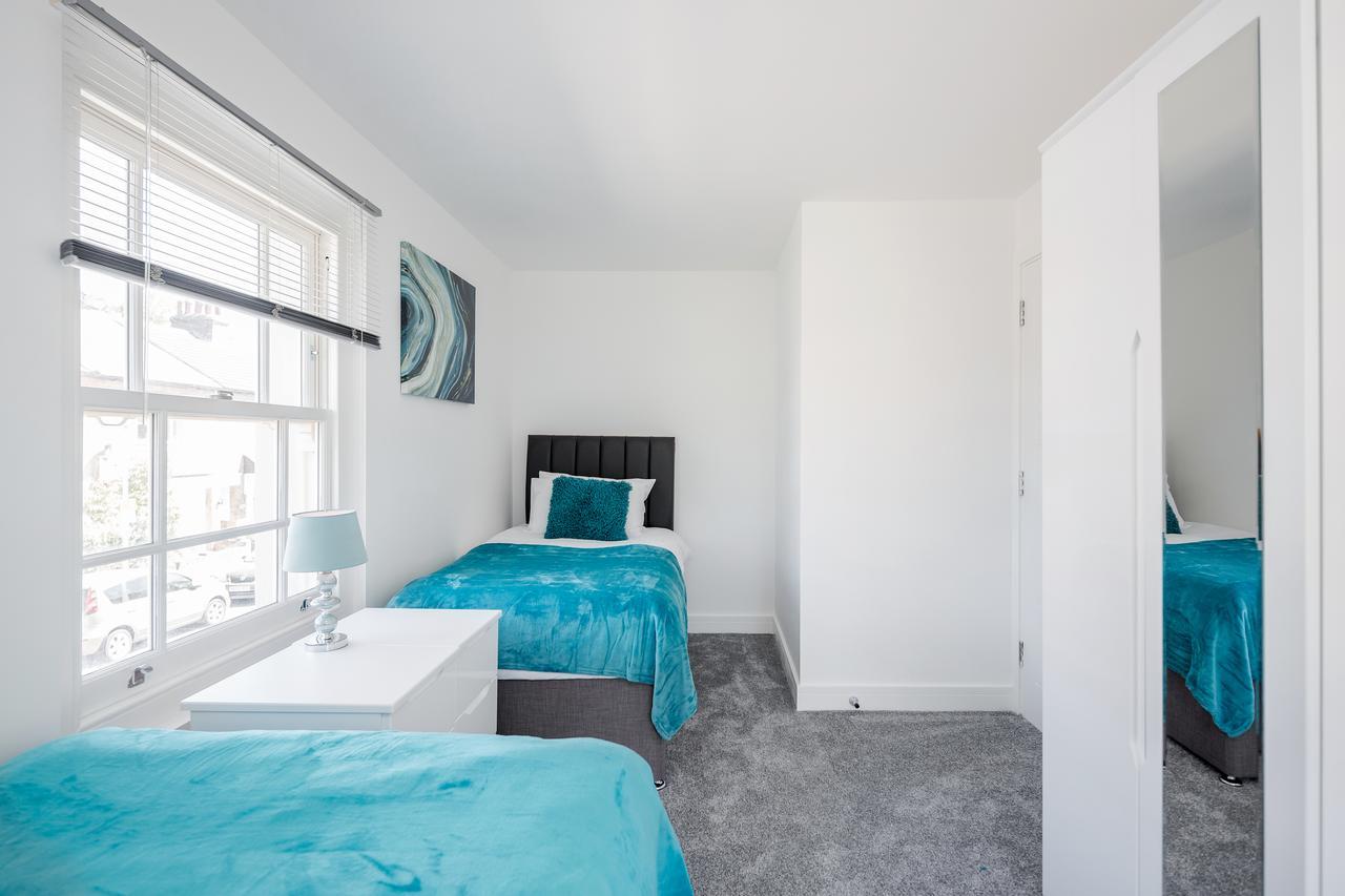 Elthorne Luxury Apartments - 阿克斯桥 外观 照片